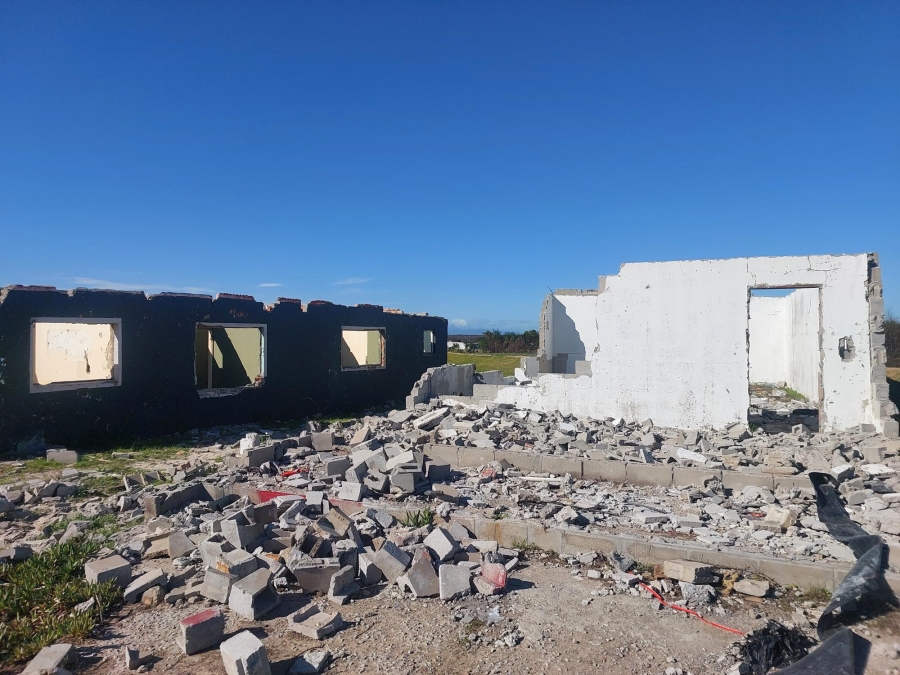 0 Bedroom Property for Sale in Chatsworth Western Cape